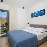 Mara M 4 Heated Pool And Whirpool