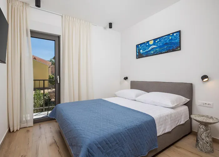 Mara M 4 Heated Pool And Whirpool