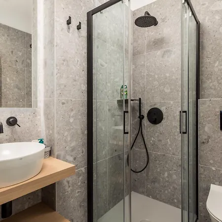 Mara M 4 Heated Pool And Whirpool Appartement Omišalj