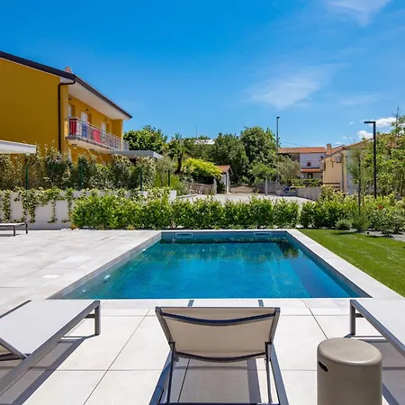 Mara M 4 Heated Pool And Whirpool Appartement *