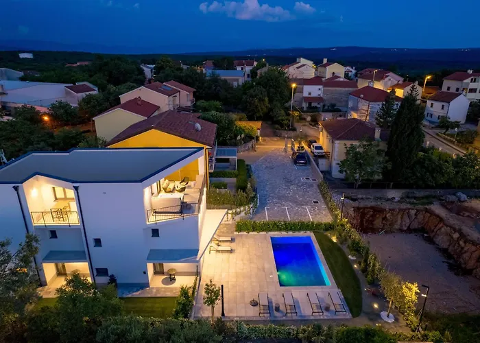 Mara M 4 Heated Pool And Whirpool 아파트 *