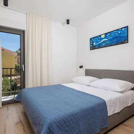 Mara M 4 Heated Pool And Whirpool