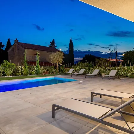 Apartment Mara M 4 Heated Pool And Whirpool *