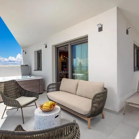 Apartment Mara M 4 Heated Pool And Whirpool